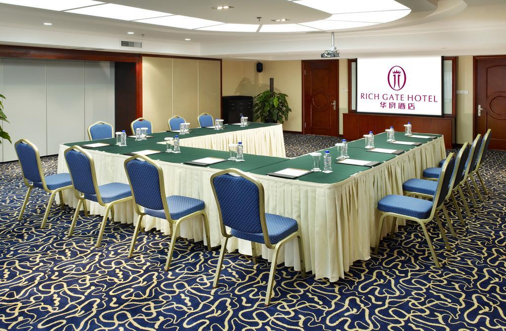 Shenyang Rich Gate Hotel Εξωτερικό φωτογραφία