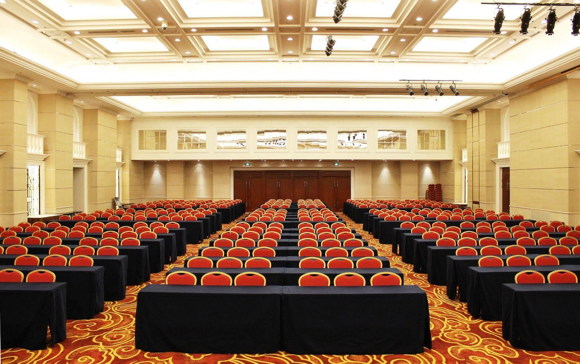 Shenyang Rich Gate Hotel Εξωτερικό φωτογραφία