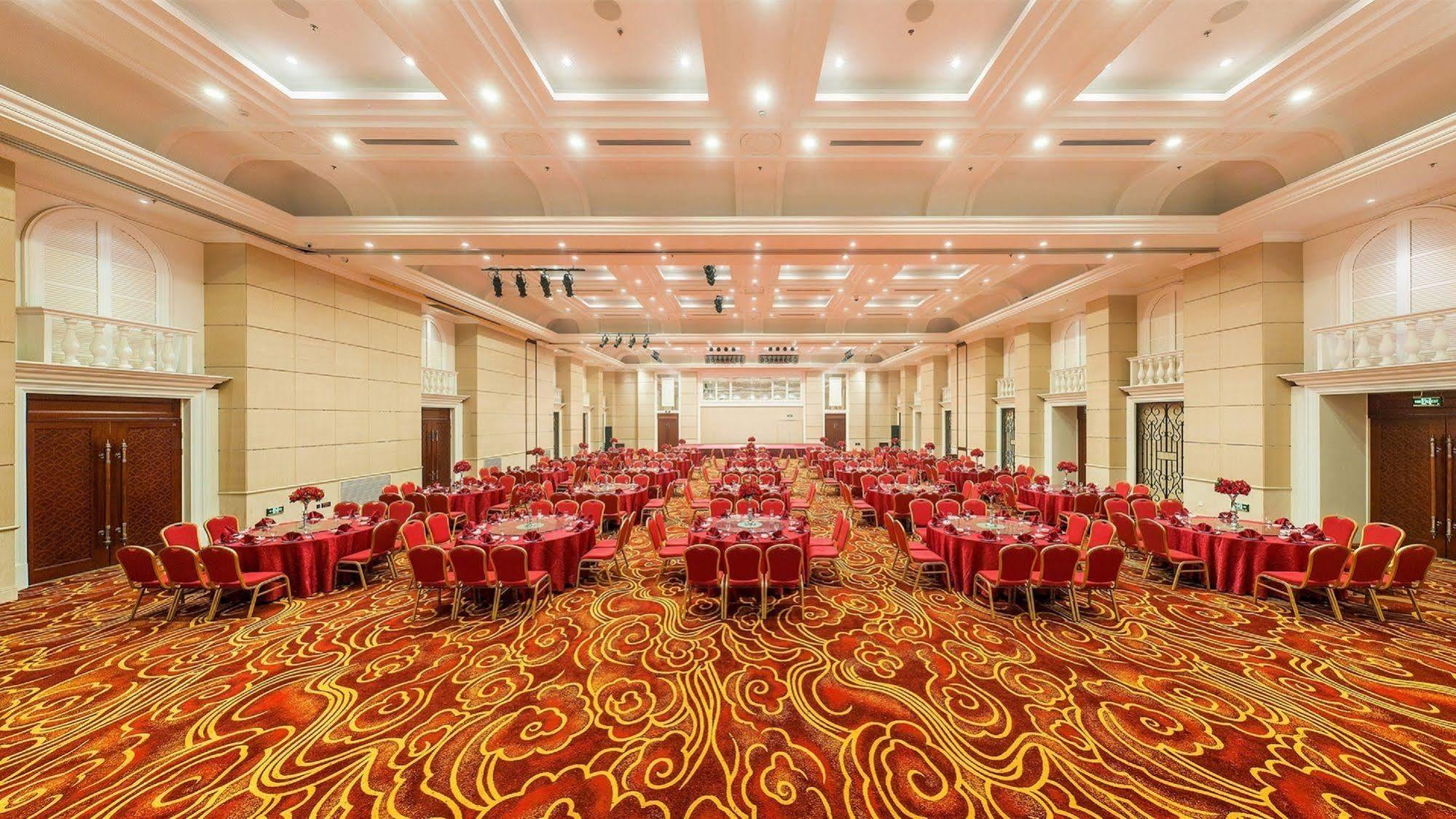 Shenyang Rich Gate Hotel Εξωτερικό φωτογραφία